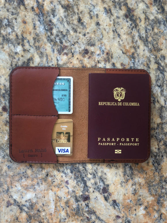 Porta Pasaporte Olivo